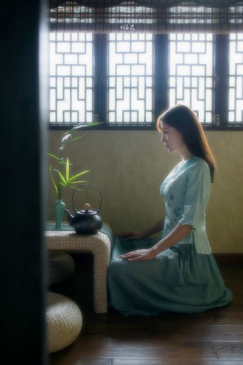 爱游戏登录入口-皇马战术革新：快速切换，反击犀利，连续几场大胜，皇马战绩如何