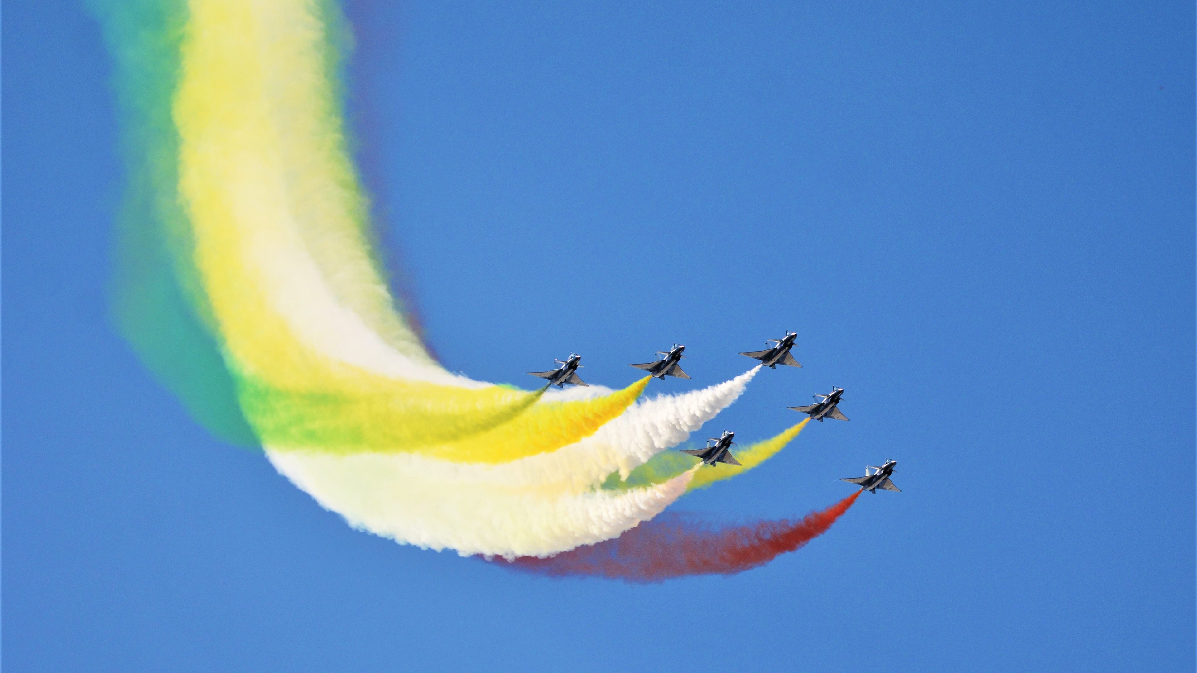 爱游戏官方-马赛连续三场比赛不胜，危机重重，马赛比赛中断