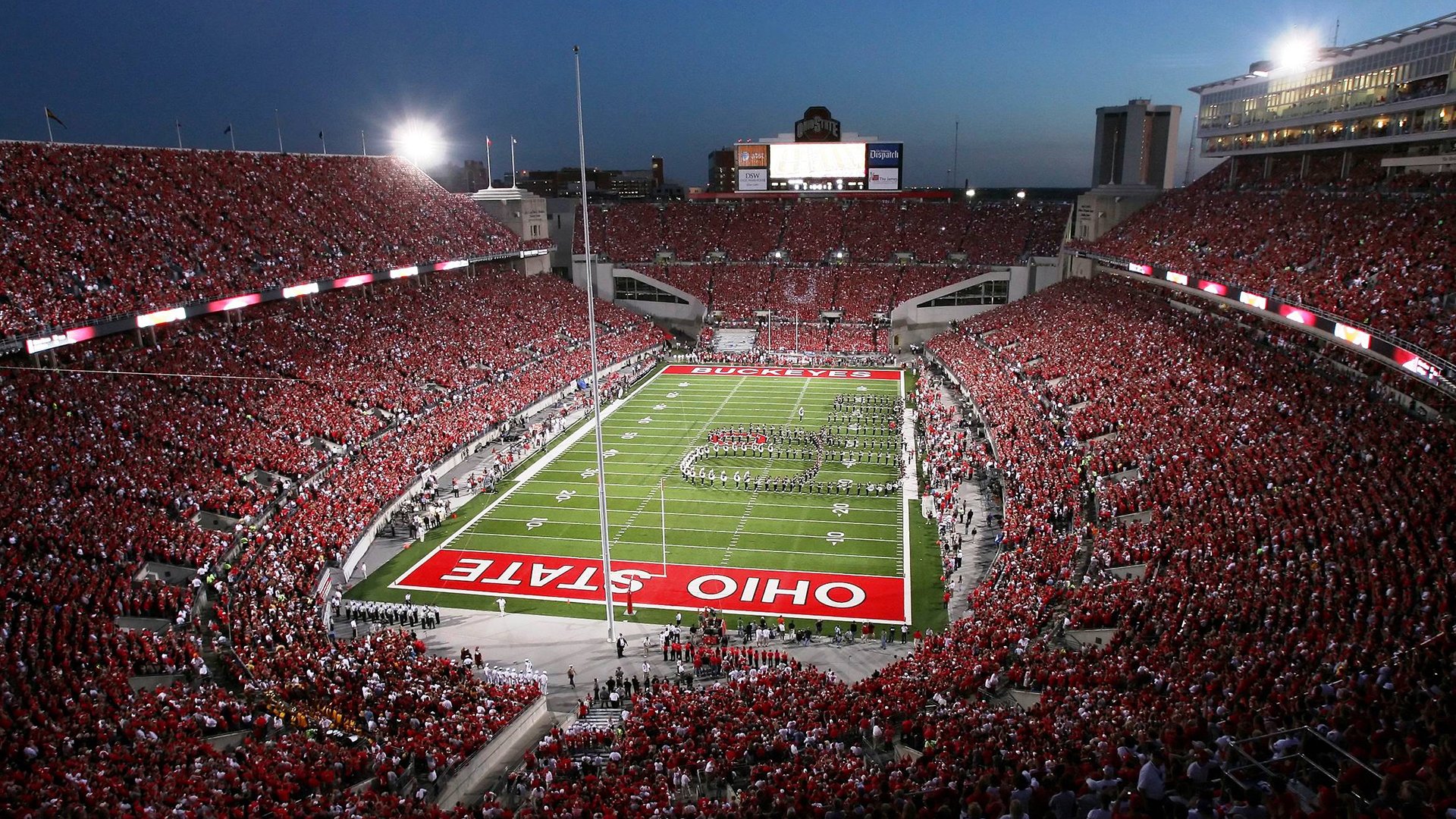 “荒野追风：沙漠上演的速度与激情”，一部荒野沙漠枪战动作片